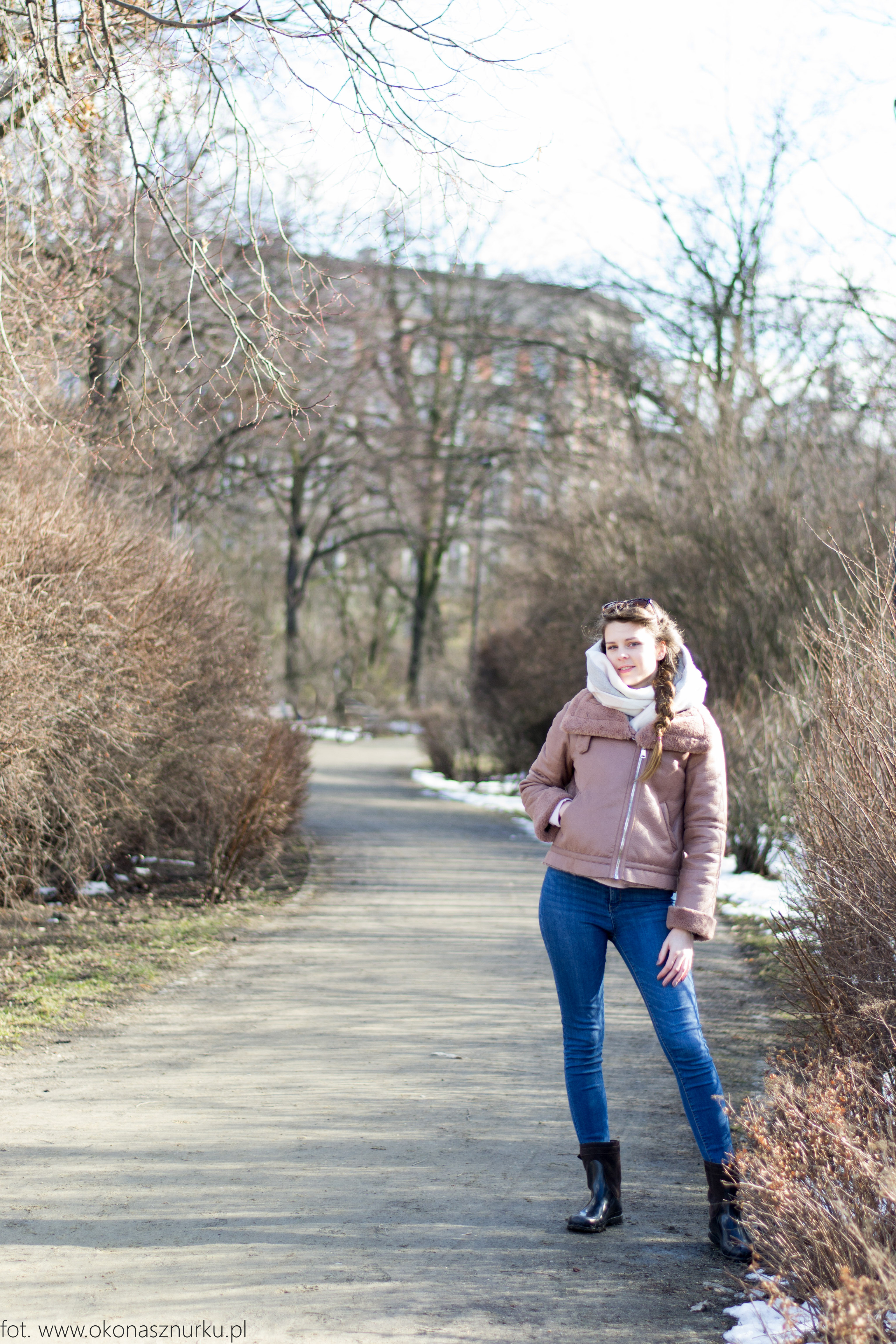 sesja-zimowa-modelki-wroclaw-park-staszica-okonasznurku (4)