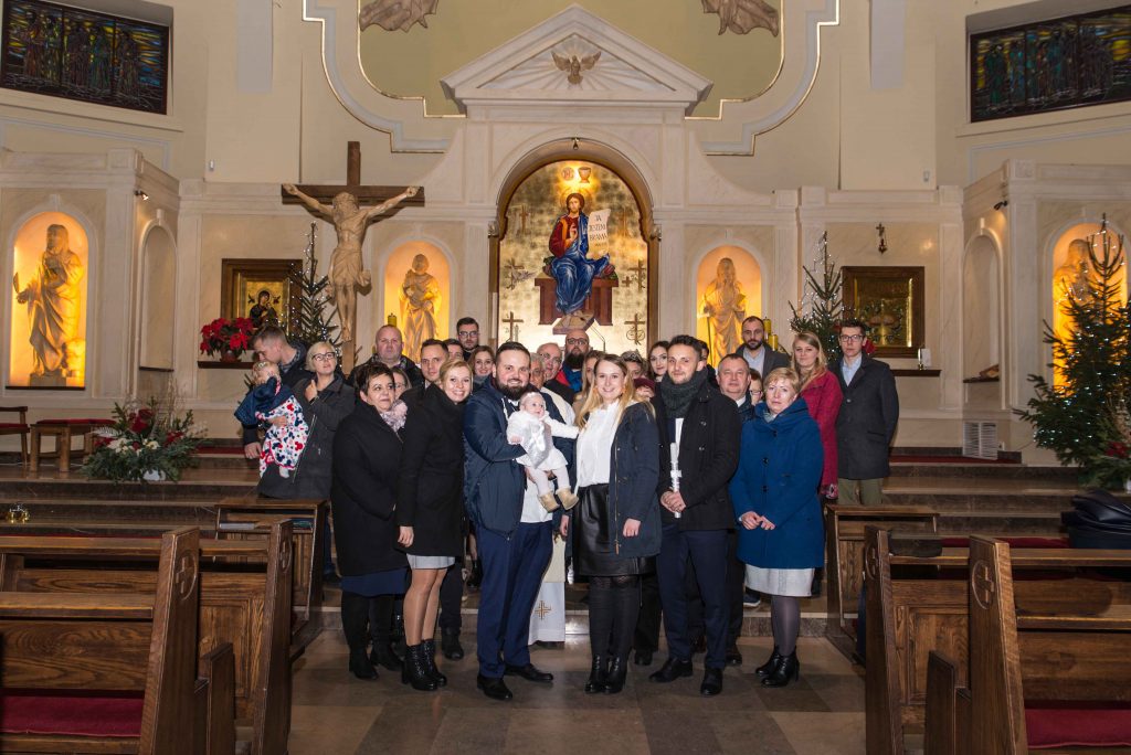 Chrzest-swiety-rotunda-kosciol-franciszka-z-asyzu-wroclaw (50)