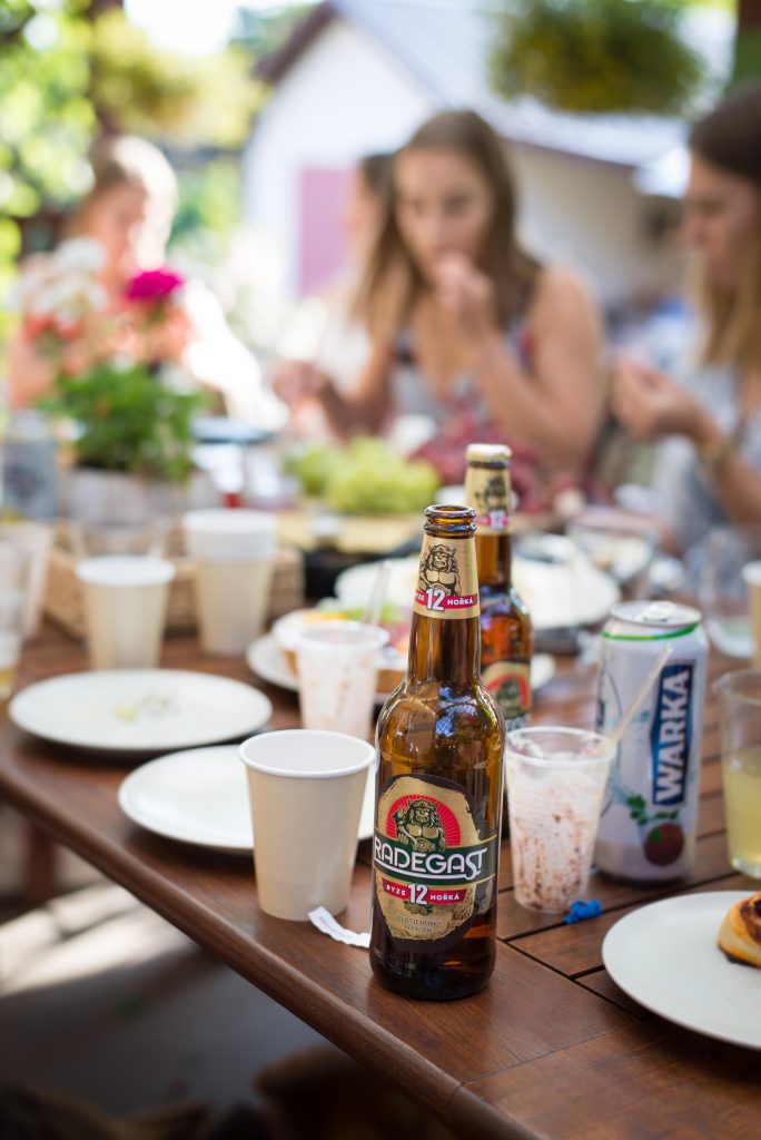 wieczor-panienski-w-ogrodzie-okonasznurku-fotografia (7)