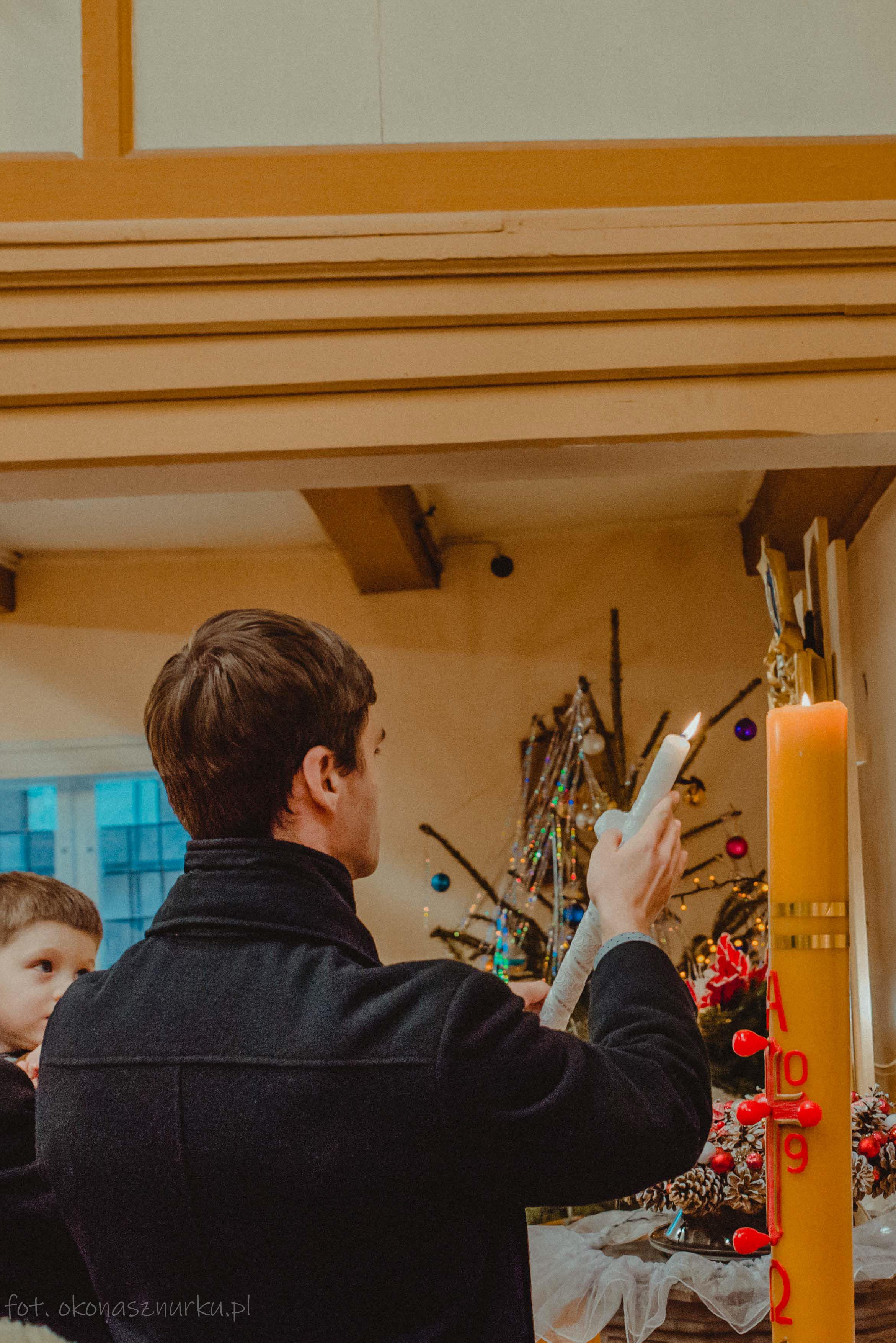 dobry-fotograf-na-chrzest-swojczyce-kiełczów-okonasznurku (16)