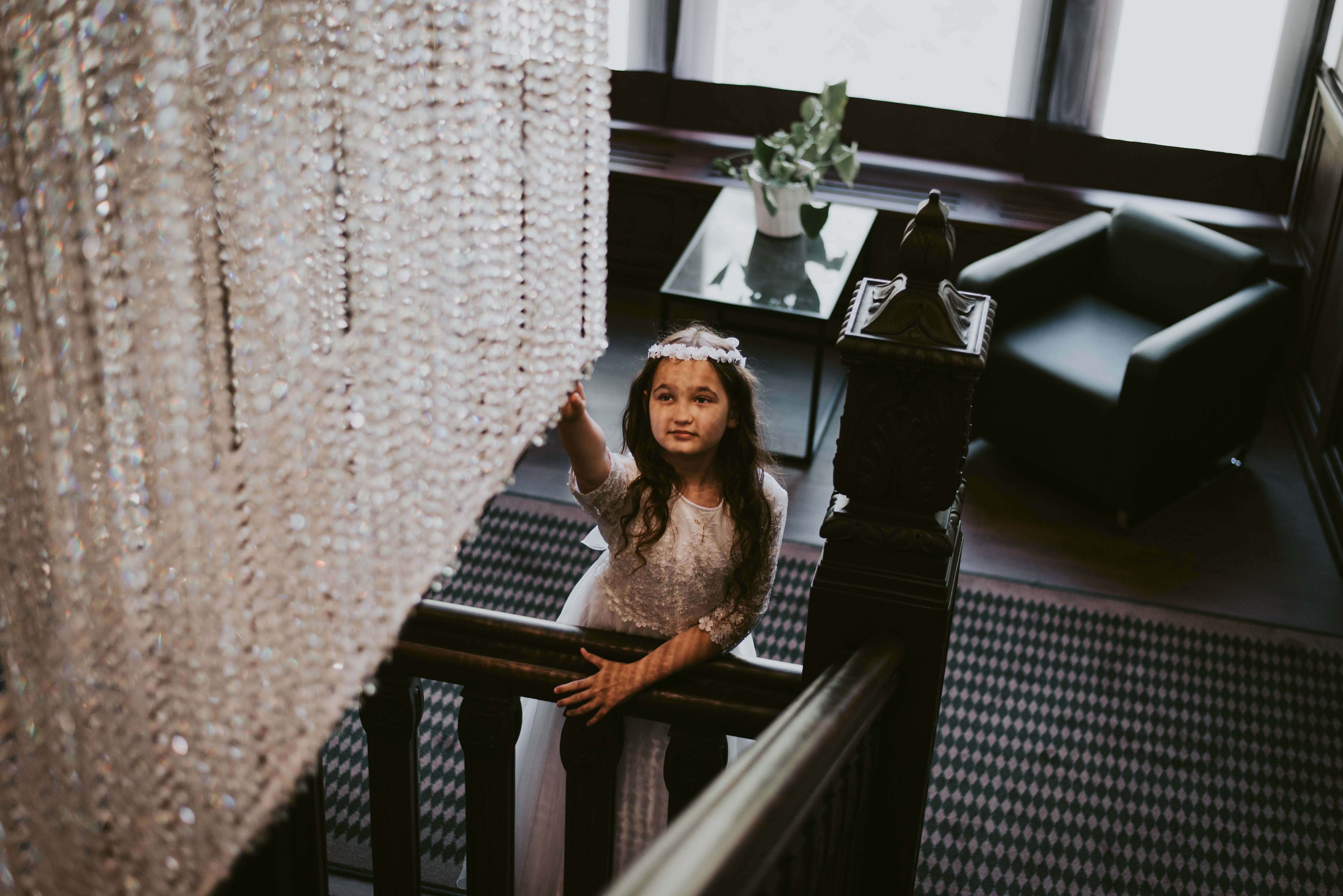 Komunia-Wiktorii-platinium-palace-boutique-hotel-spa-wroclaw-reportaz-z-komunii-okonasznurku (41)