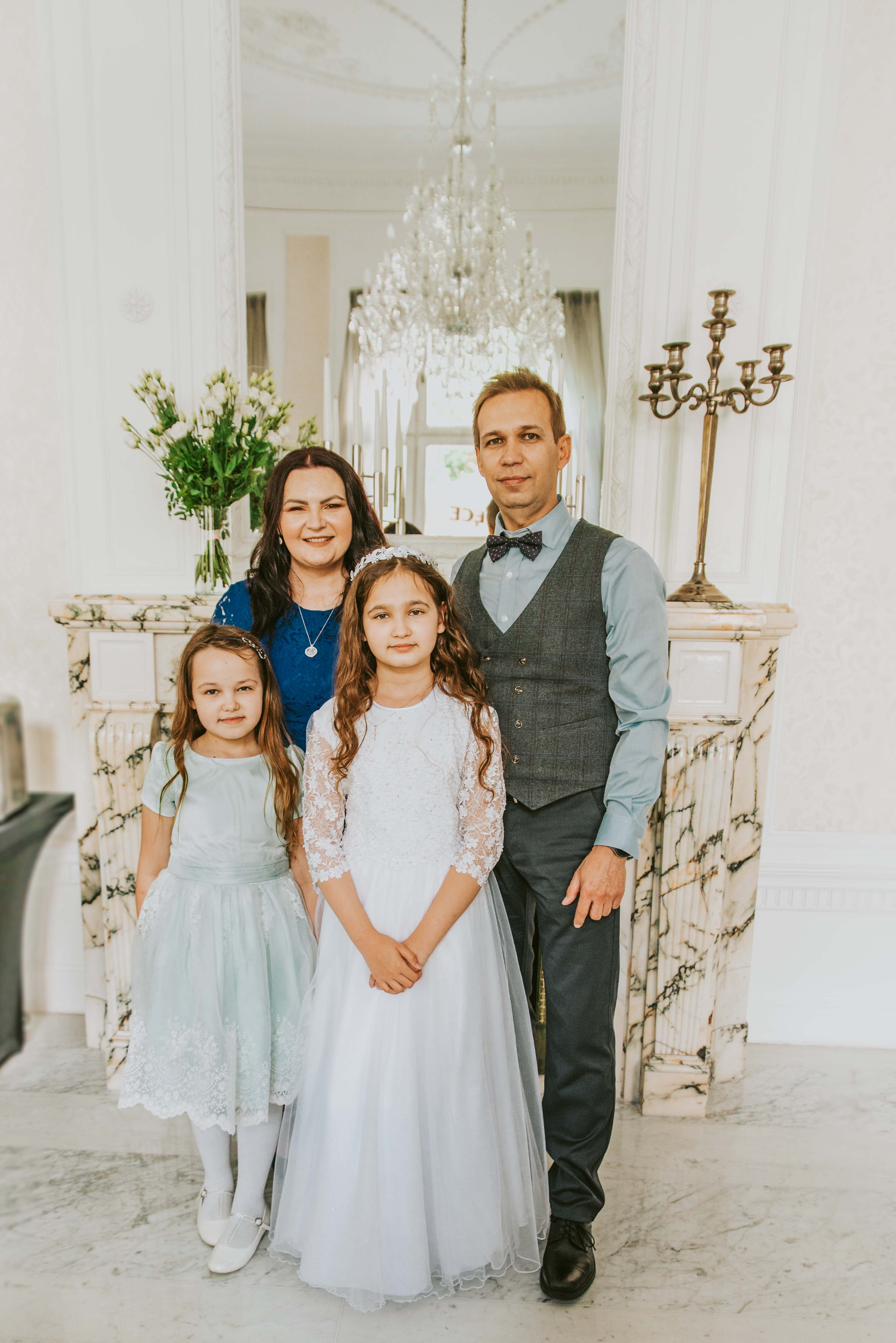 Komunia-Wiktorii-platinium-palace-boutique-hotel-spa-wroclaw-reportaz-z-komunii-okonasznurku (6)